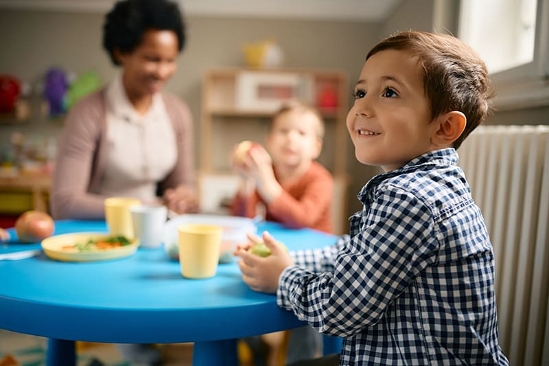 What treatments are available for children with feeding and swallowing disorders? | Chicago Speech Therapy