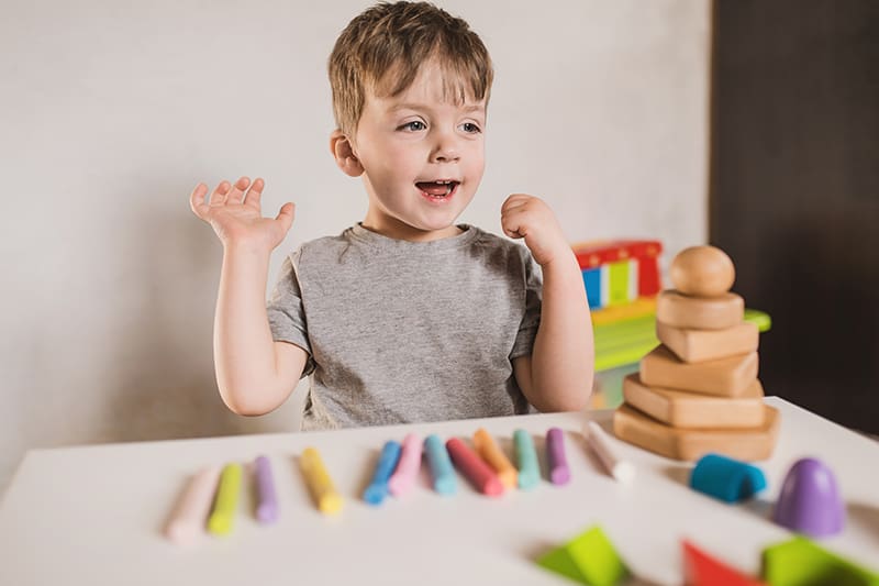 The Differences between Hyposensitivities and Hypersensitivities in Sensory Processing Disorder | Chicago Speech Therapy