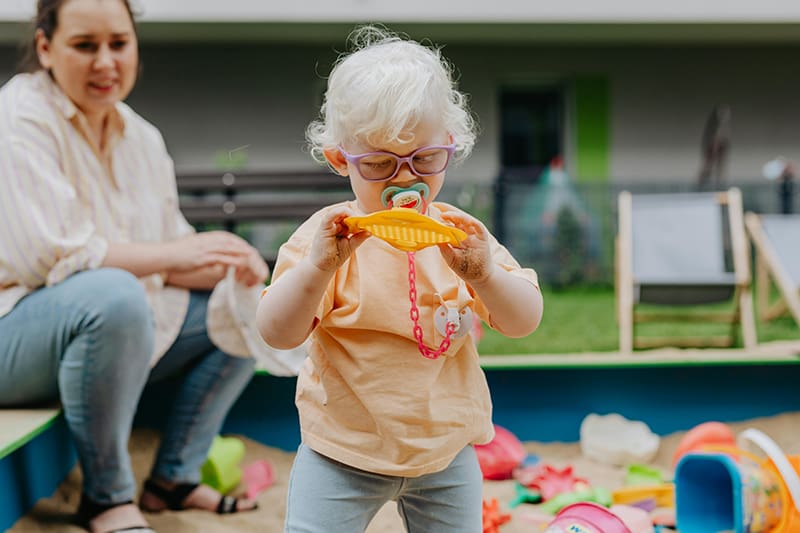 Do Pacifiers Cause Speech Delay? by Chicago Speech Therapy | Chicago Speech Therapy